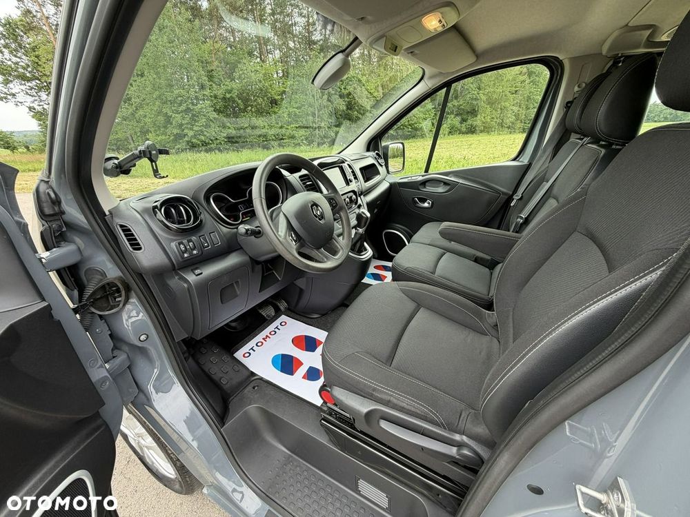 Renault Trafic - 18