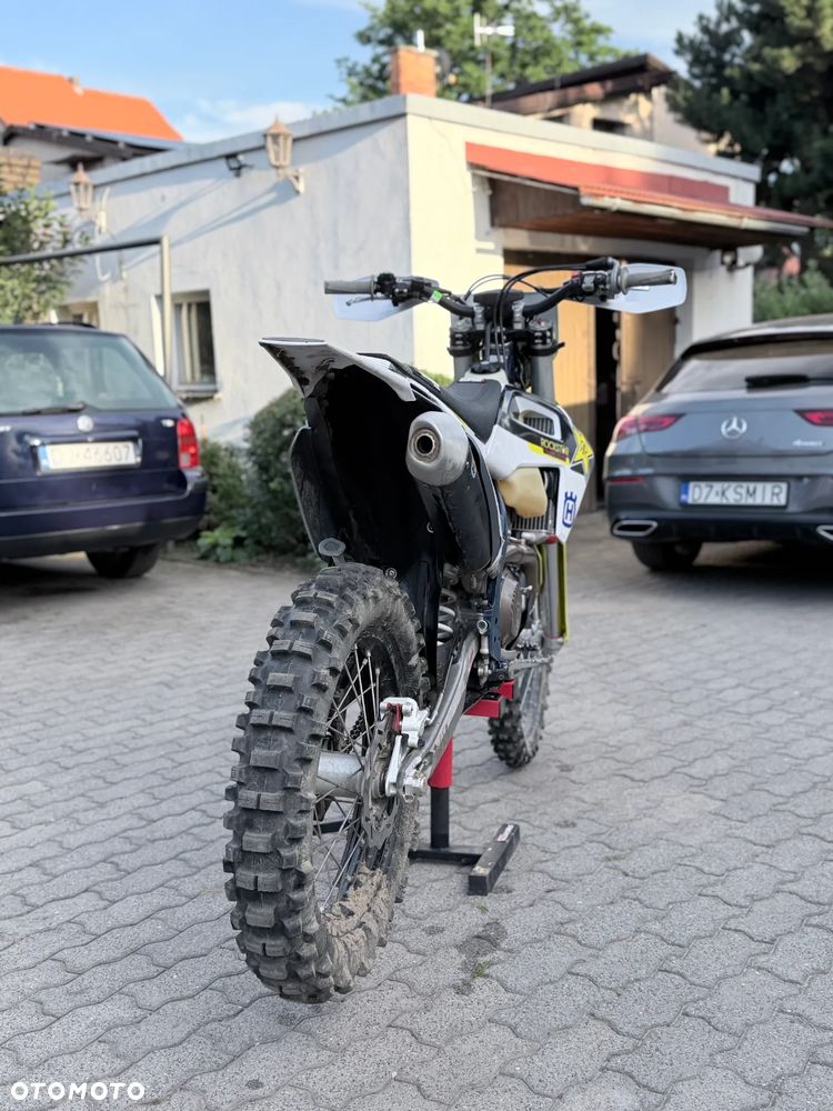 Husqvarna FE - 7