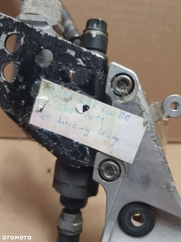 Honda CBR 600RR (2009 - 2012) Set kierowcy lewy pompa hamulcowa zacisk - 2