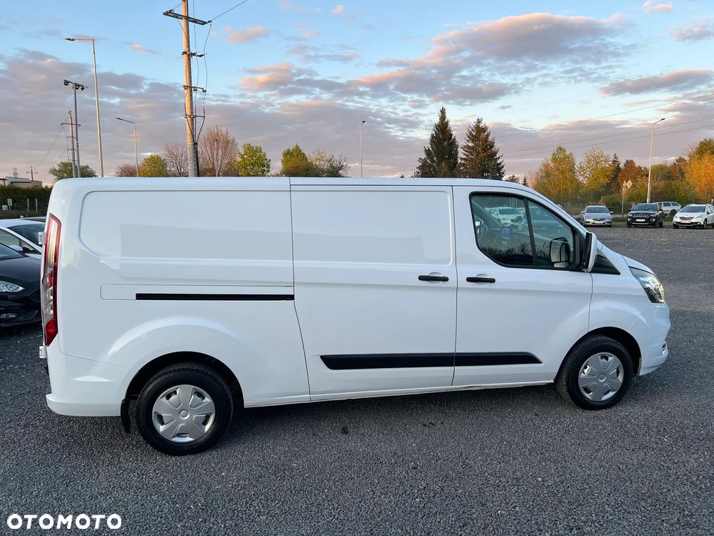 Ford Transit Custom - 10