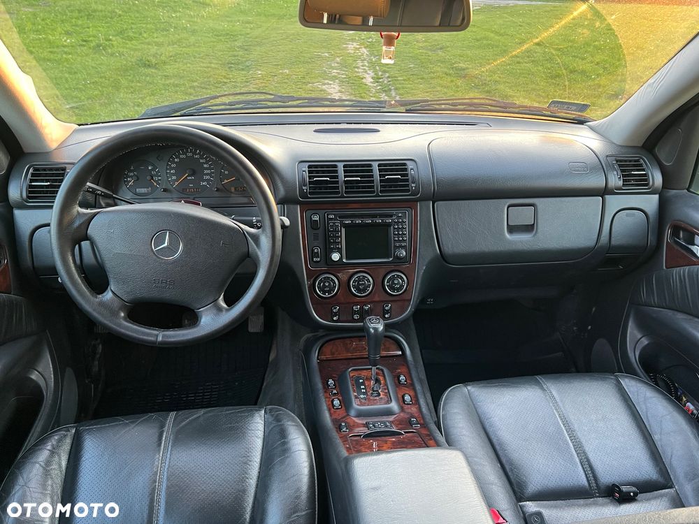 Mercedes-Benz ML - 9