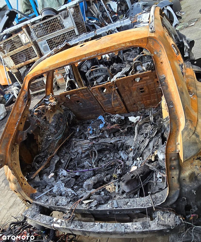 Karoseria goła uszkodzona dokumenty DE Audi Rs6 C8 4.0 TFSI 20r. - 1