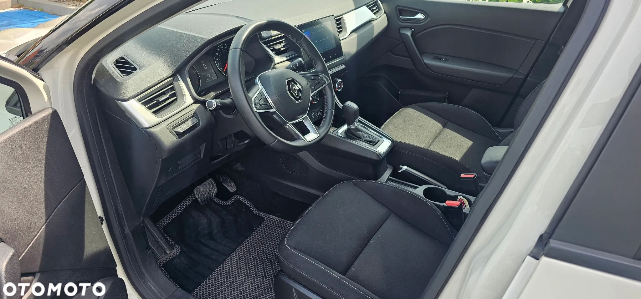 Renault Captur 1.5 Blue dCi Intens EDC - 28