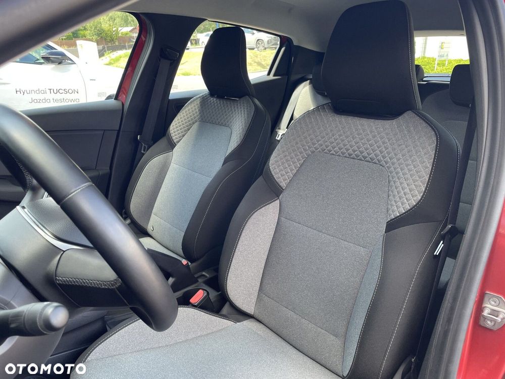 Renault Clio 1.0 TCe Evolution - 12