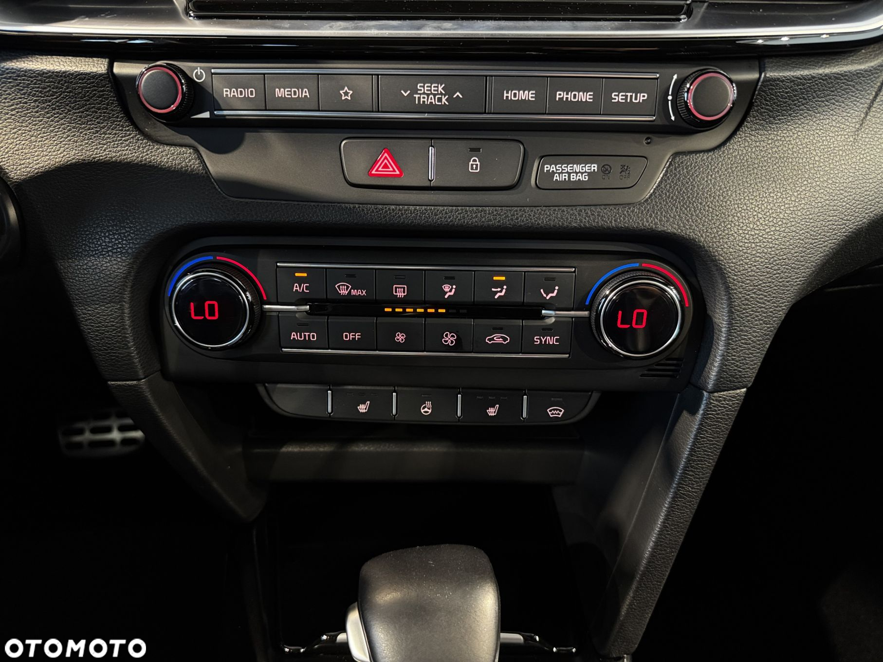 Kia ProCeed - 26