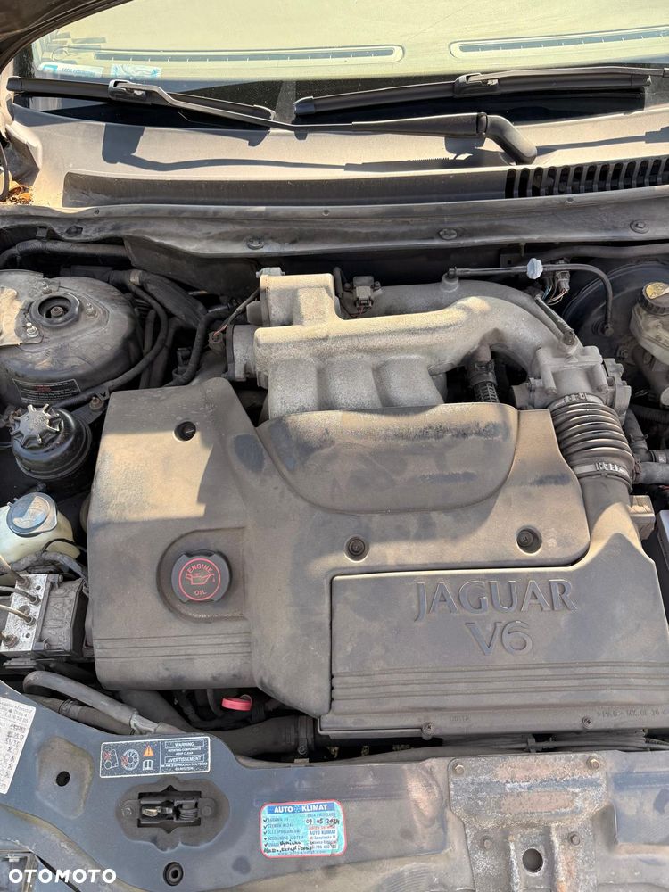 Jaguar X-Type 3.0 V6 4x4 Executive - 15