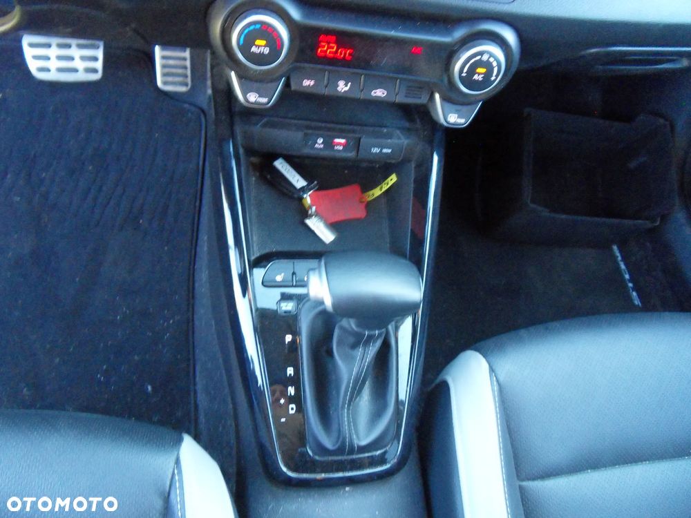 Kia Stonic 1.0 T-GDI DCT OPF Platinum Edition - 22