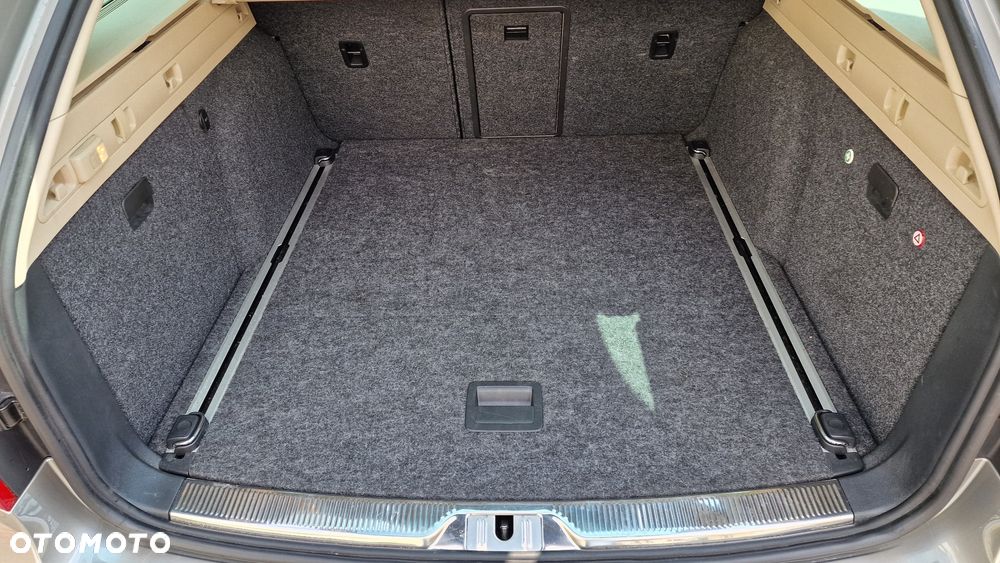Skoda Superb 1.8 TSI Platinum DSG - 32
