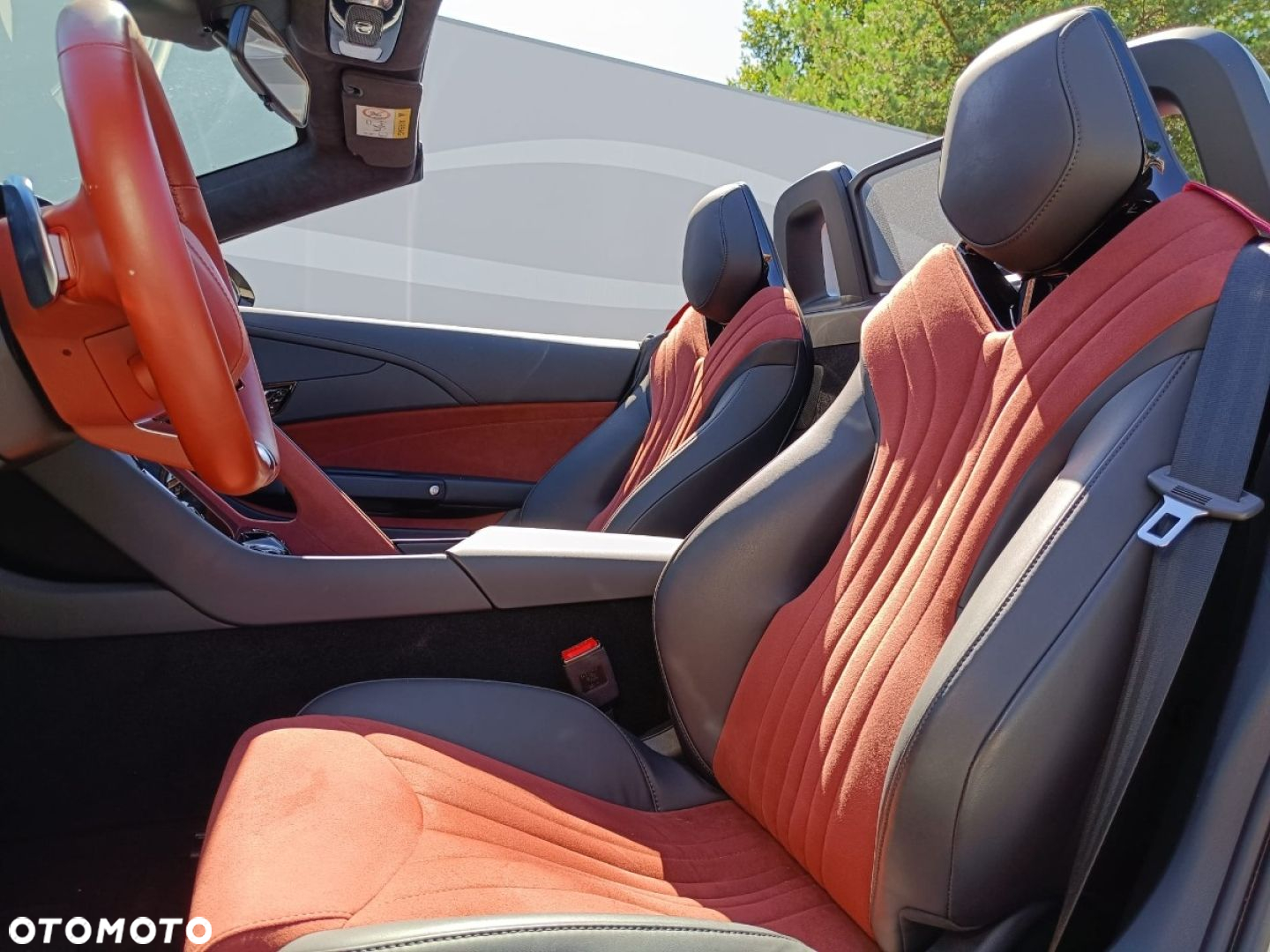 MG Cyberster 77kWh AWD Czerwony Dach - 5