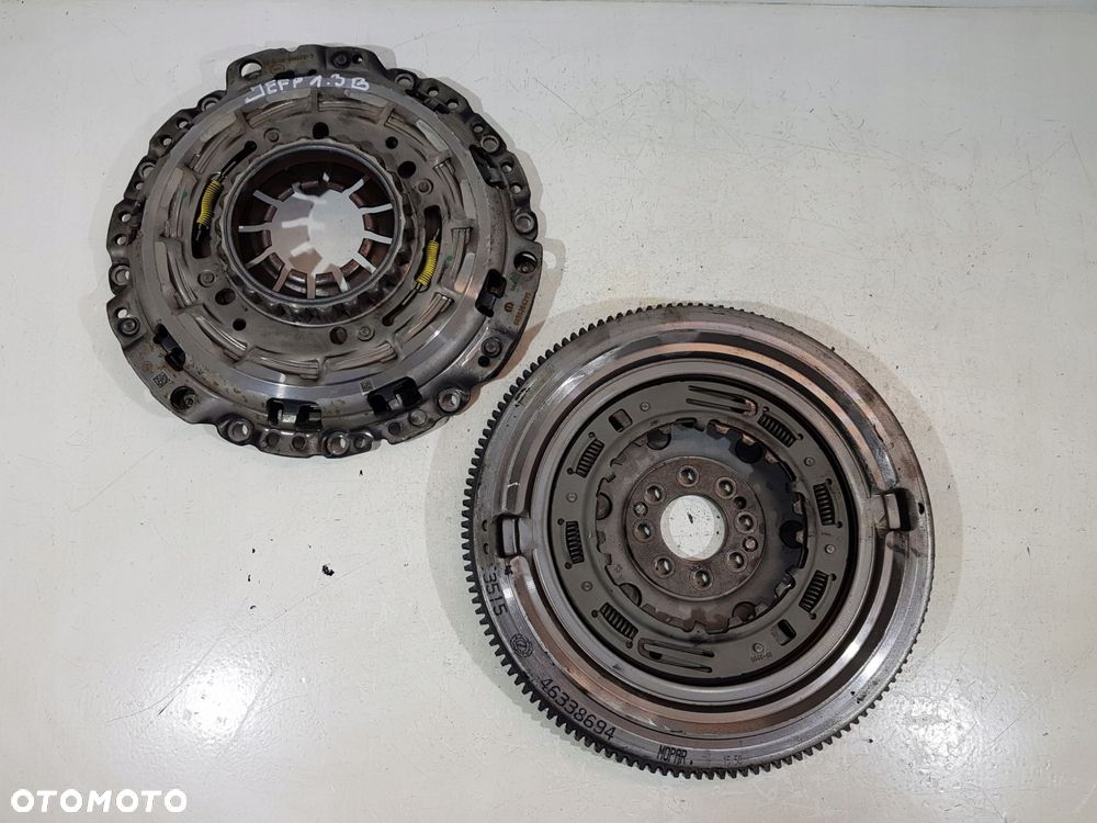 koło dwumasowe 46338694 jeep renegade compass ii fiat 500x 1.3b - 1