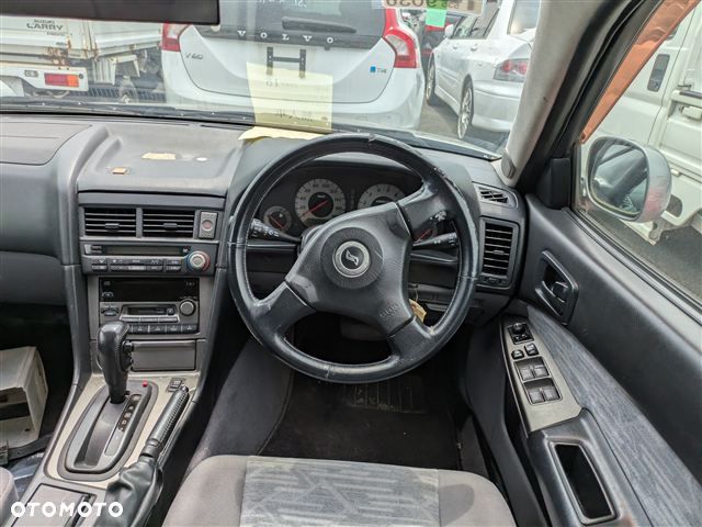 Nissan Skyline - 12