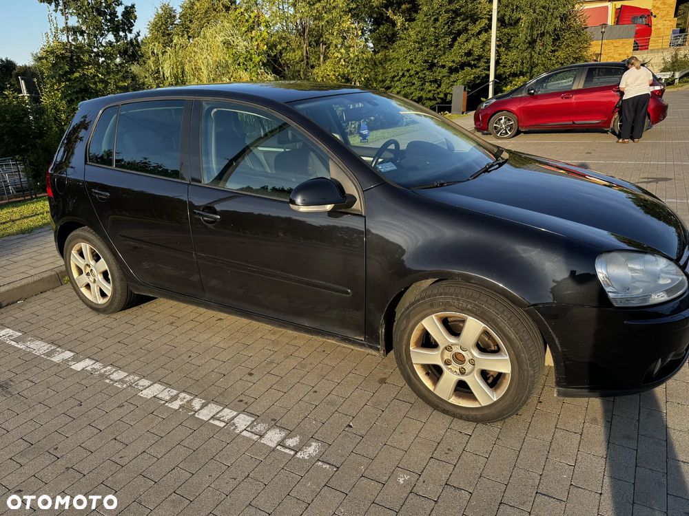 Volkswagen Golf 1.9 TDI DPF Trendline - 6