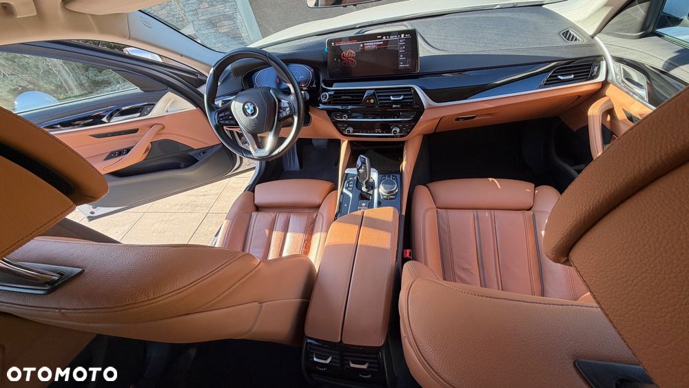BMW Seria 5 520d xDrive mHEV Luxury Line sport - 8
