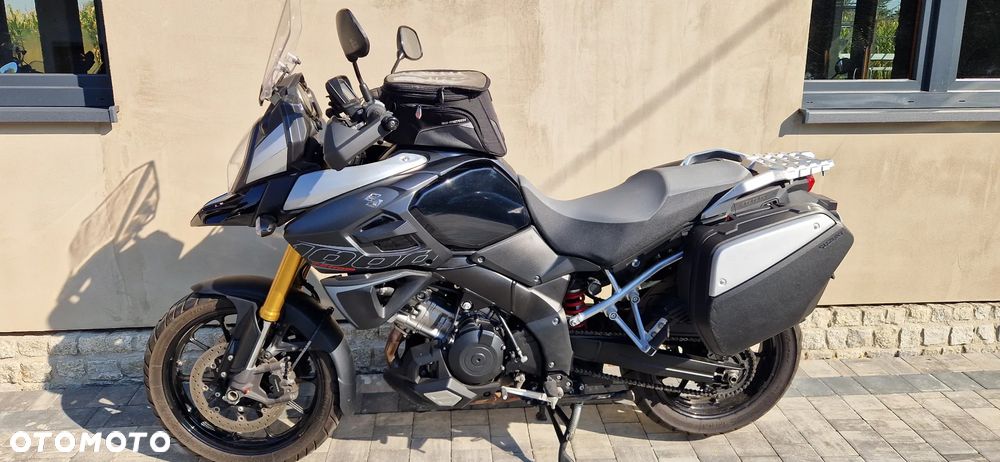 Suzuki V-STROM - 15