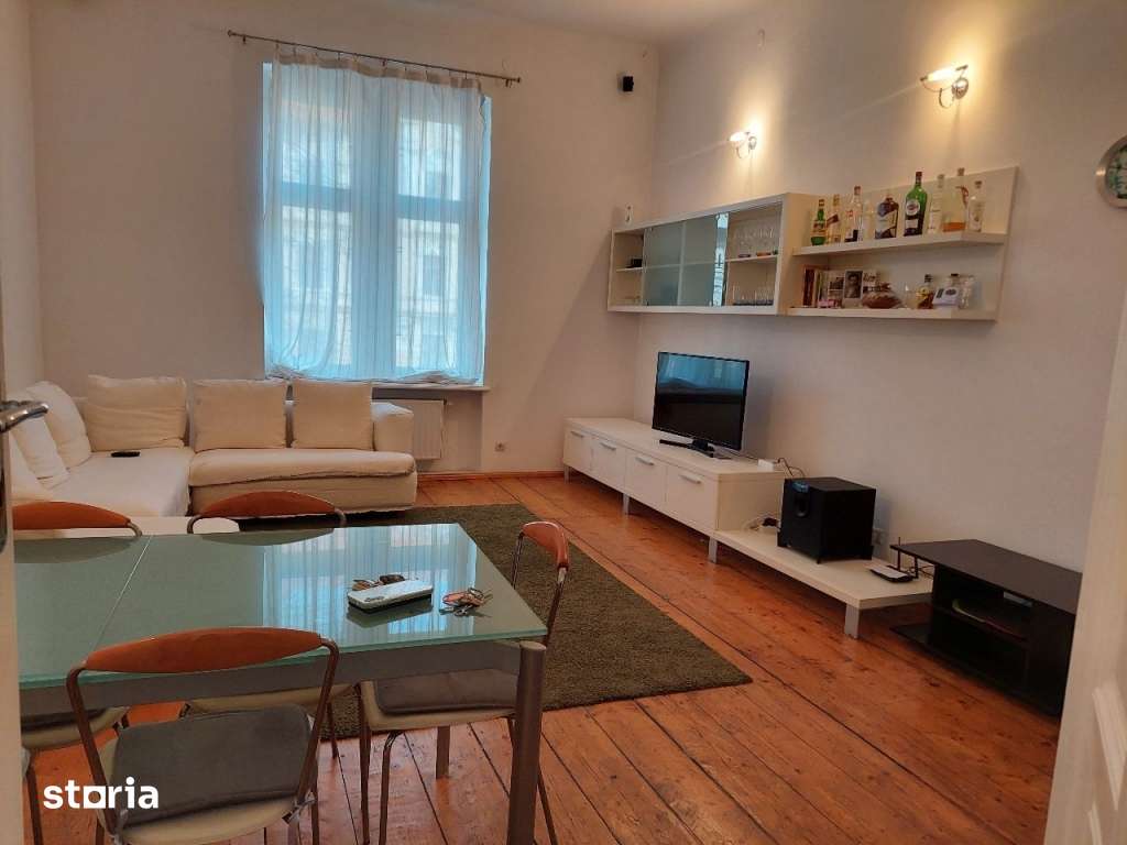 Apartament cu 3 camere la casa pe Bulevardul Victoriei — fotografia 1
