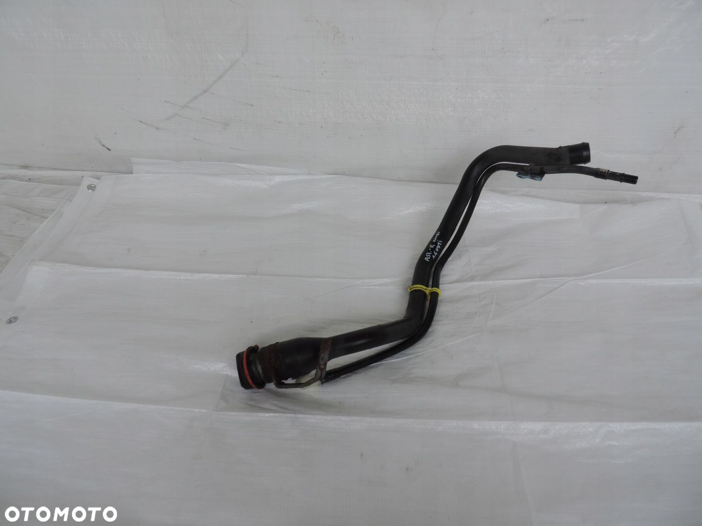 Rura przewód wąż wlew paliwa Opel Astra K V 15- 1.6 CDTI 39173097 - 2