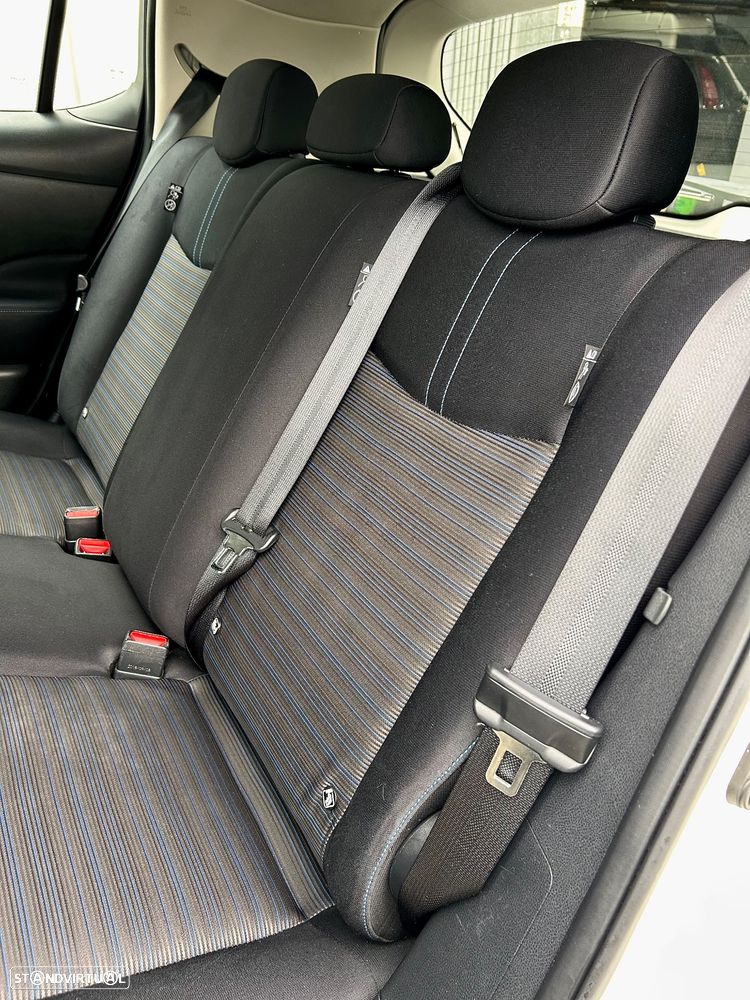 Nissan Leaf 40 kWh Acenta - 22