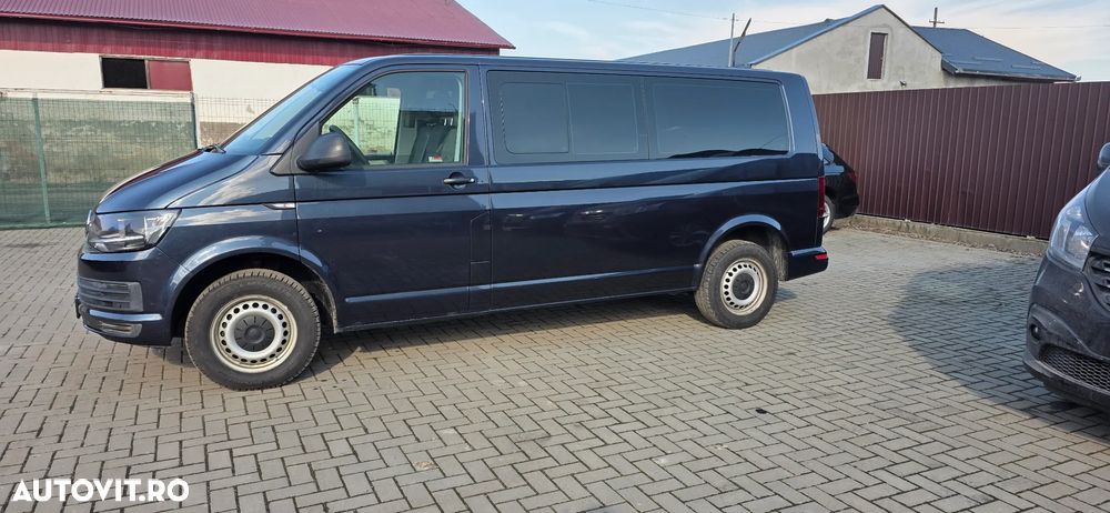 Volkswagen Transporter Caravelle DSG Lang Highline - 8