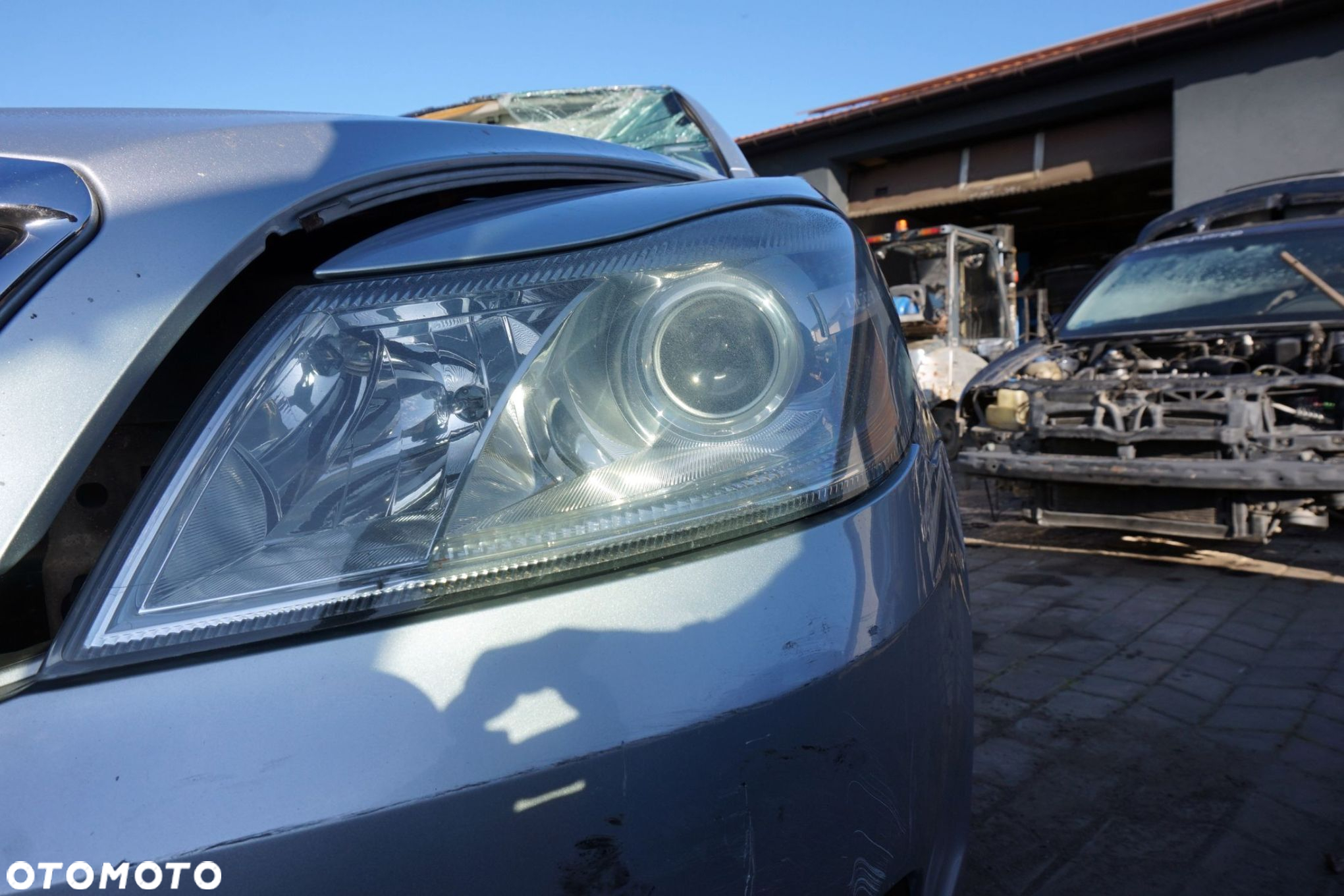 LAMPA PRZEDNIA LEWA OCTAVIA II LIFT  SKODA 2008-2013 - 2
