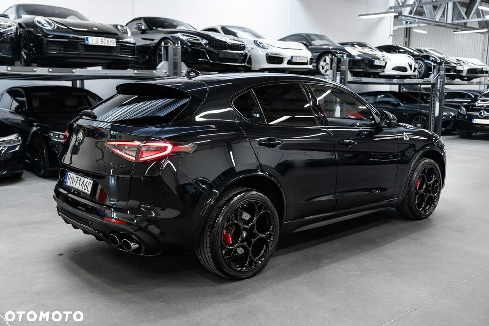 Alfa Romeo Stelvio 2.9 V6 Bi-Turbo Quadrifoglio Q4 - 11