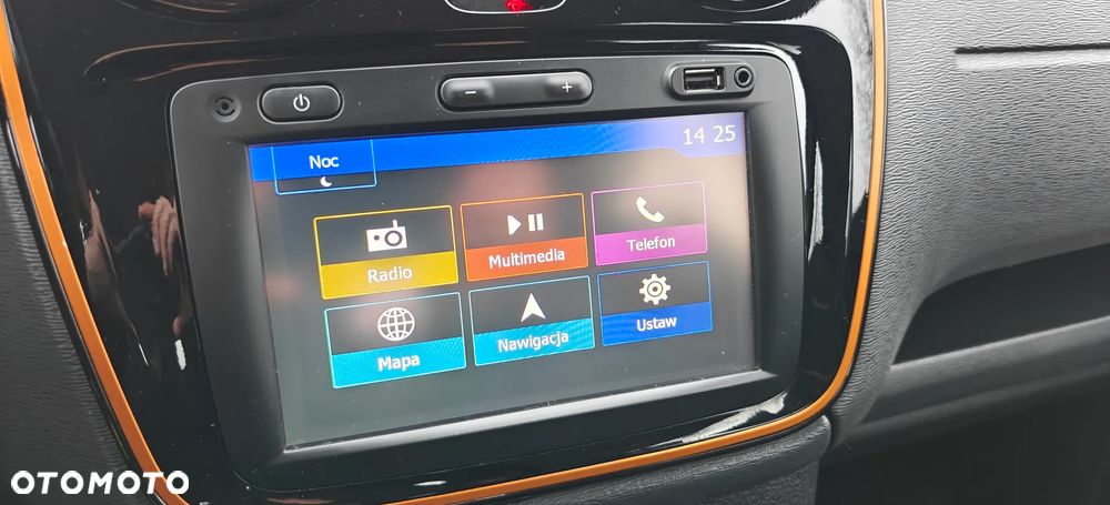 Dacia Lodgy dCi 110 Stepway Celebration - 16