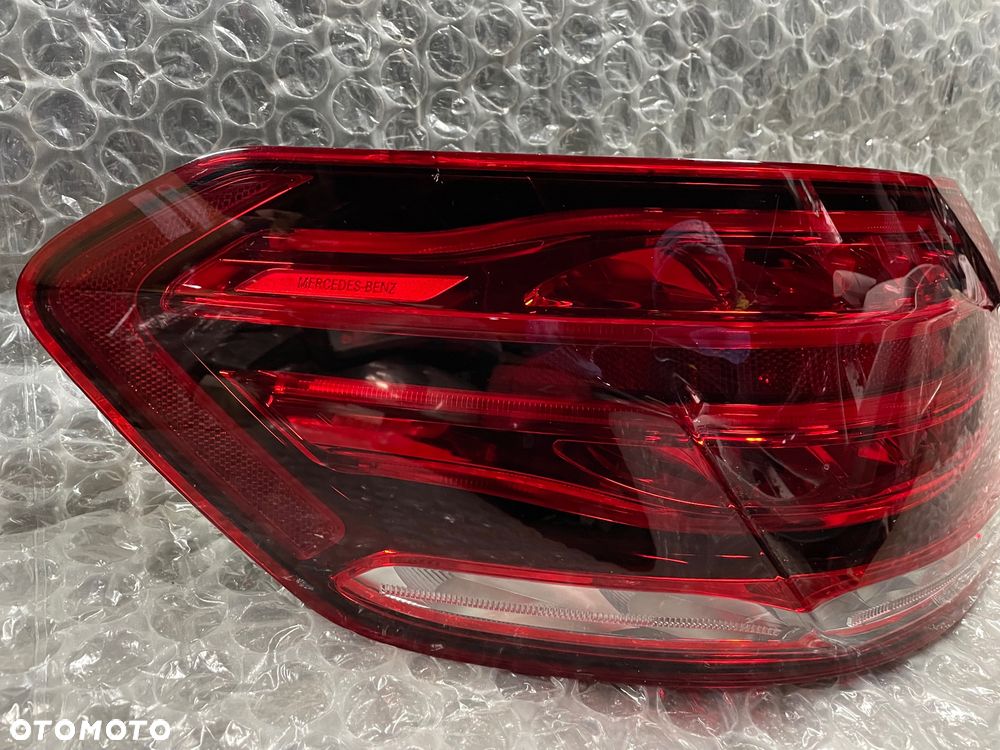 LAMPA TYŁ LEWA LED MERCEDES BENZ E KLASA LIFT W212 A2129060703 SEDAN - 3