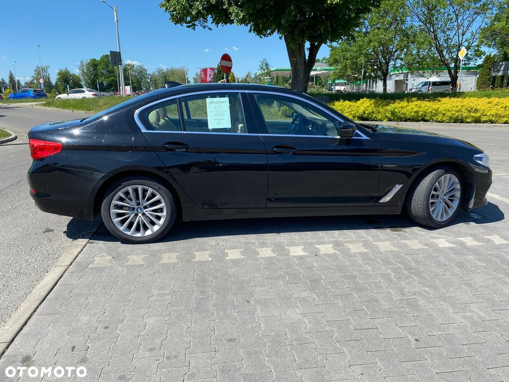 BMW Seria 5 520d Luxury Line - 8