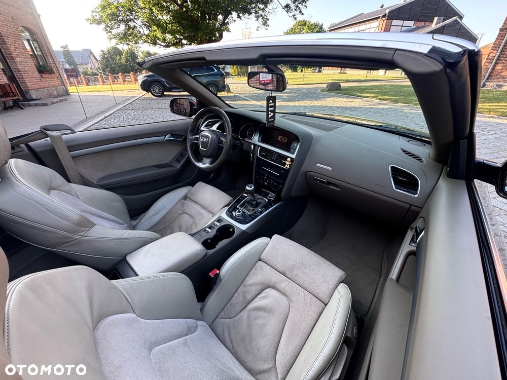 Audi A5 Cabrio - 28