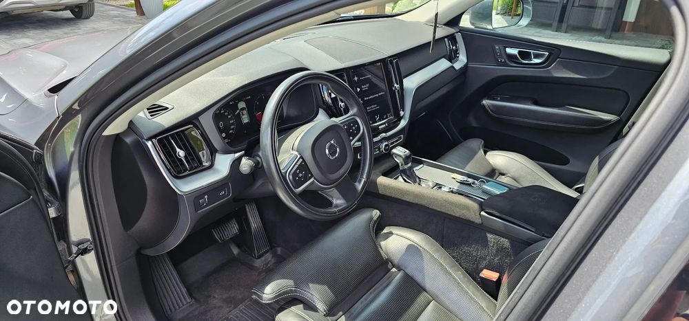 Volvo XC 60 D4 Geartronic Momentum Pro - 14