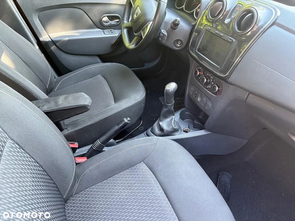 Dacia Sandero - 6