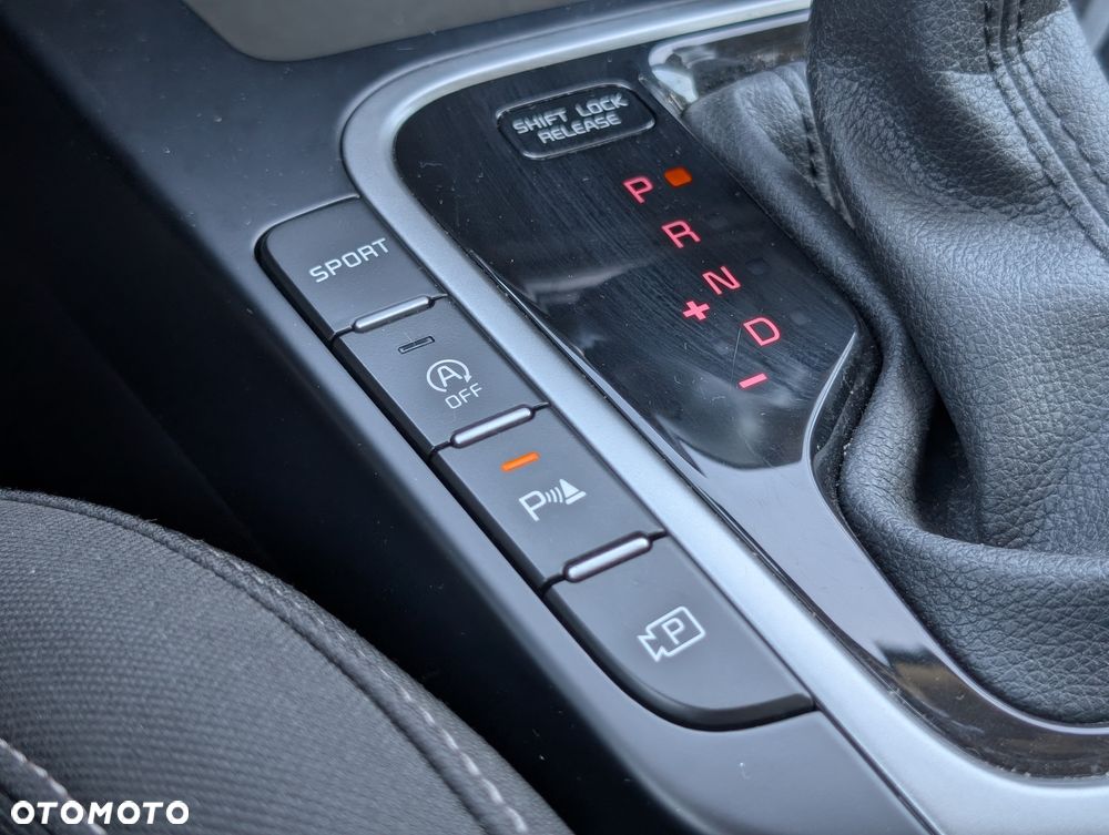 Kia Ceed 1.5 T-GDI M DCT - 23