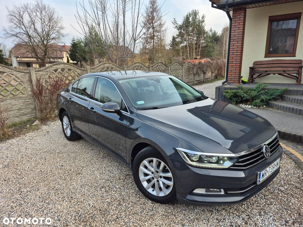 Volkswagen Passat 2.0 TDI BMT Comfortline - 11