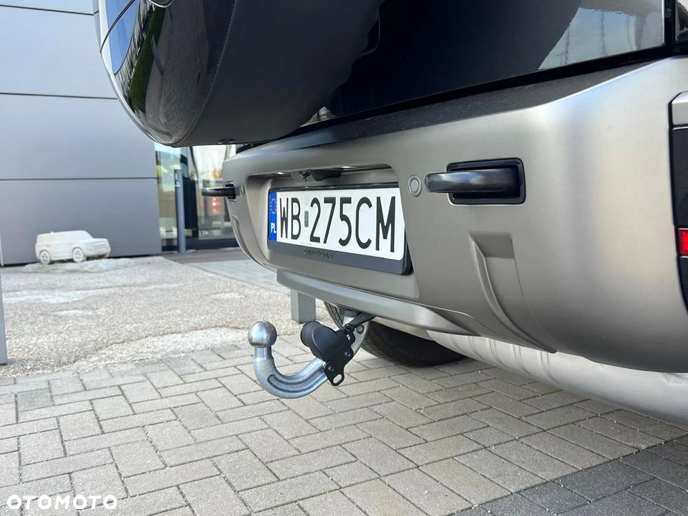 Land Rover Defender - 8