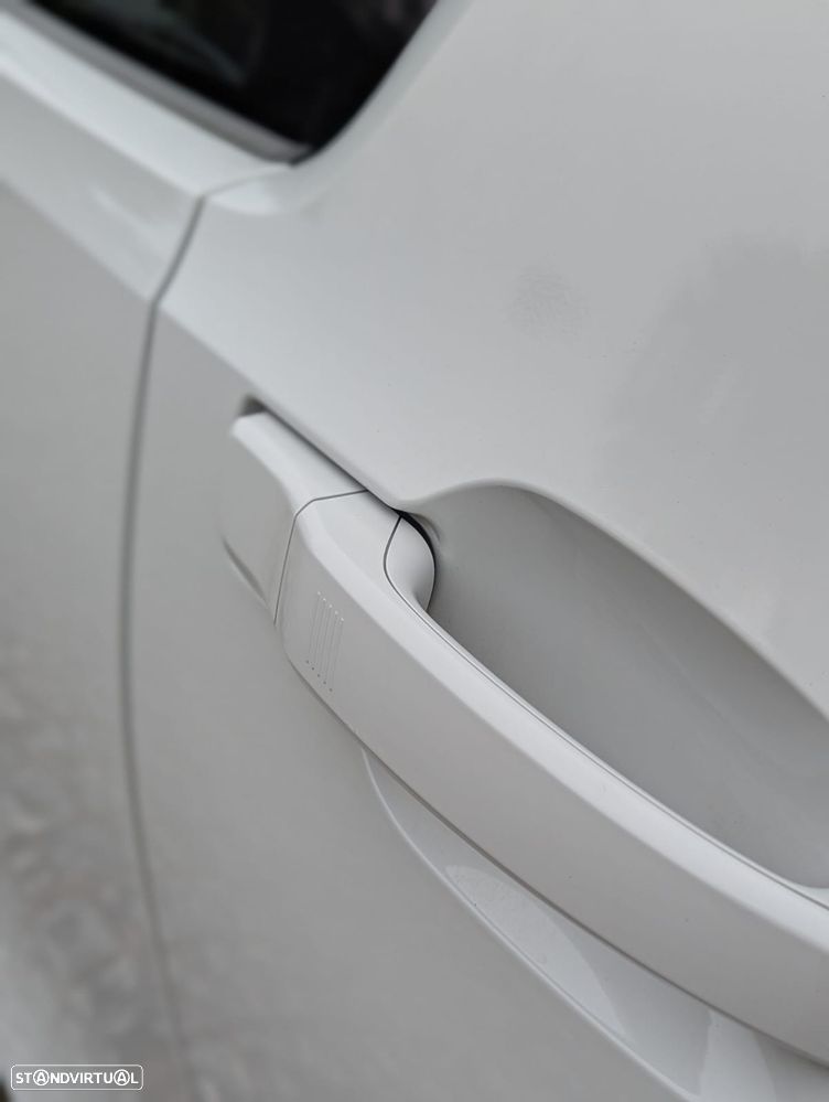 BMW i3 (94 Ah) - 13