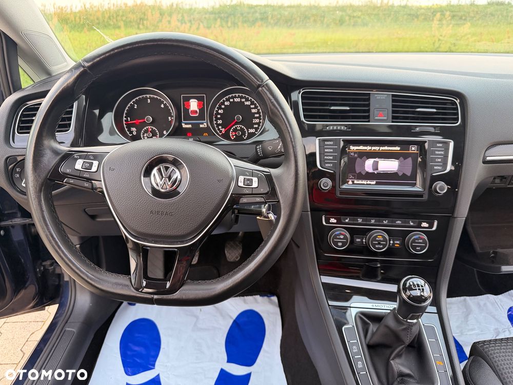 Volkswagen Golf 2.0 TDI DPF 4Motion Highline - 29