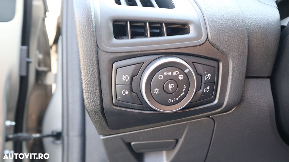Ford Focus 1.0 EcoBoost Start Stop Trend - 13