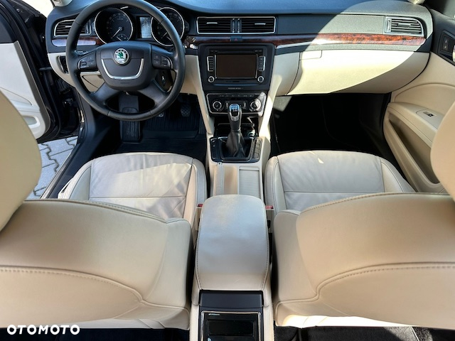 Skoda Superb - 11