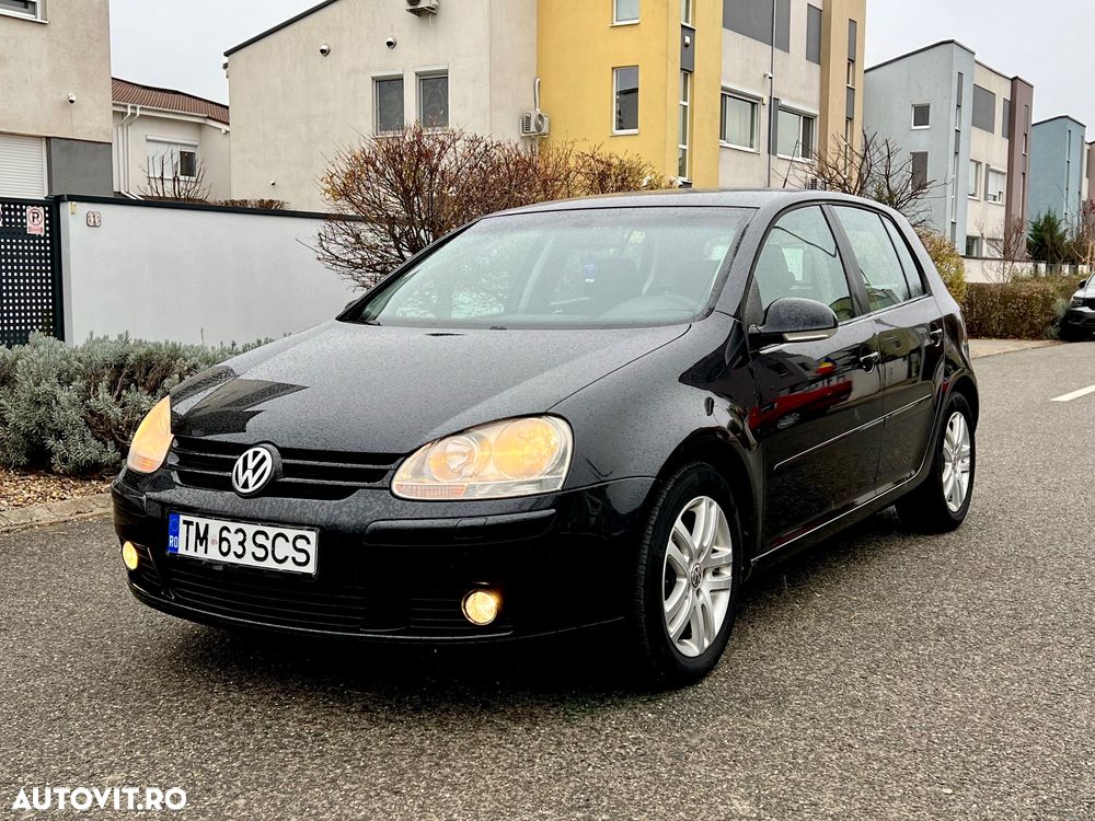 Volkswagen Golf 1.9 TDI DPF Tour Edition - 1