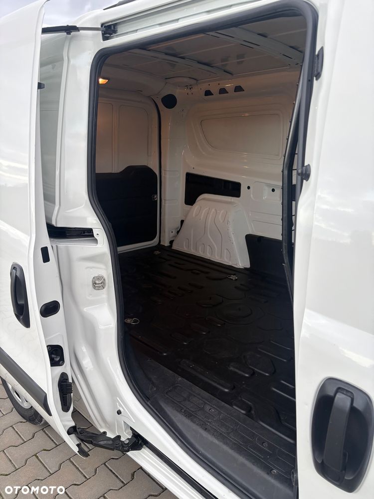 Fiat Doblo - 8