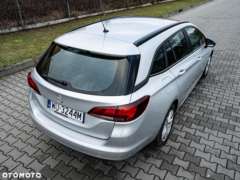 Opel Astra 1.4 T Edition S&S - 10