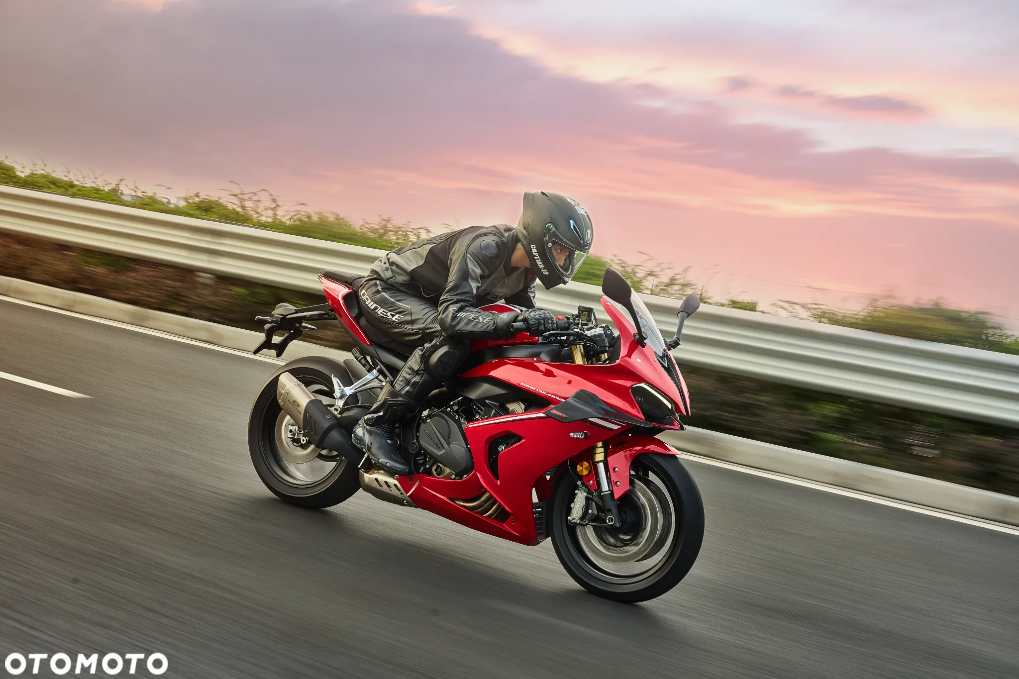 QJMOTOR SRK 800RR - 19