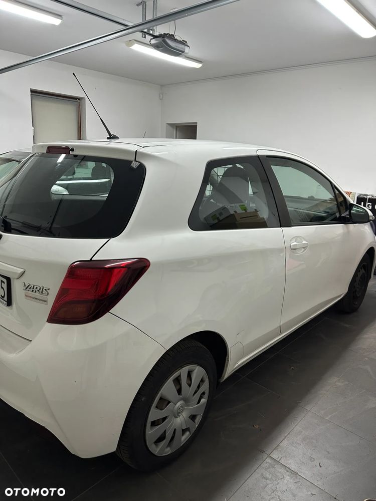 Toyota Yaris 1.33 Active EU6 - 4