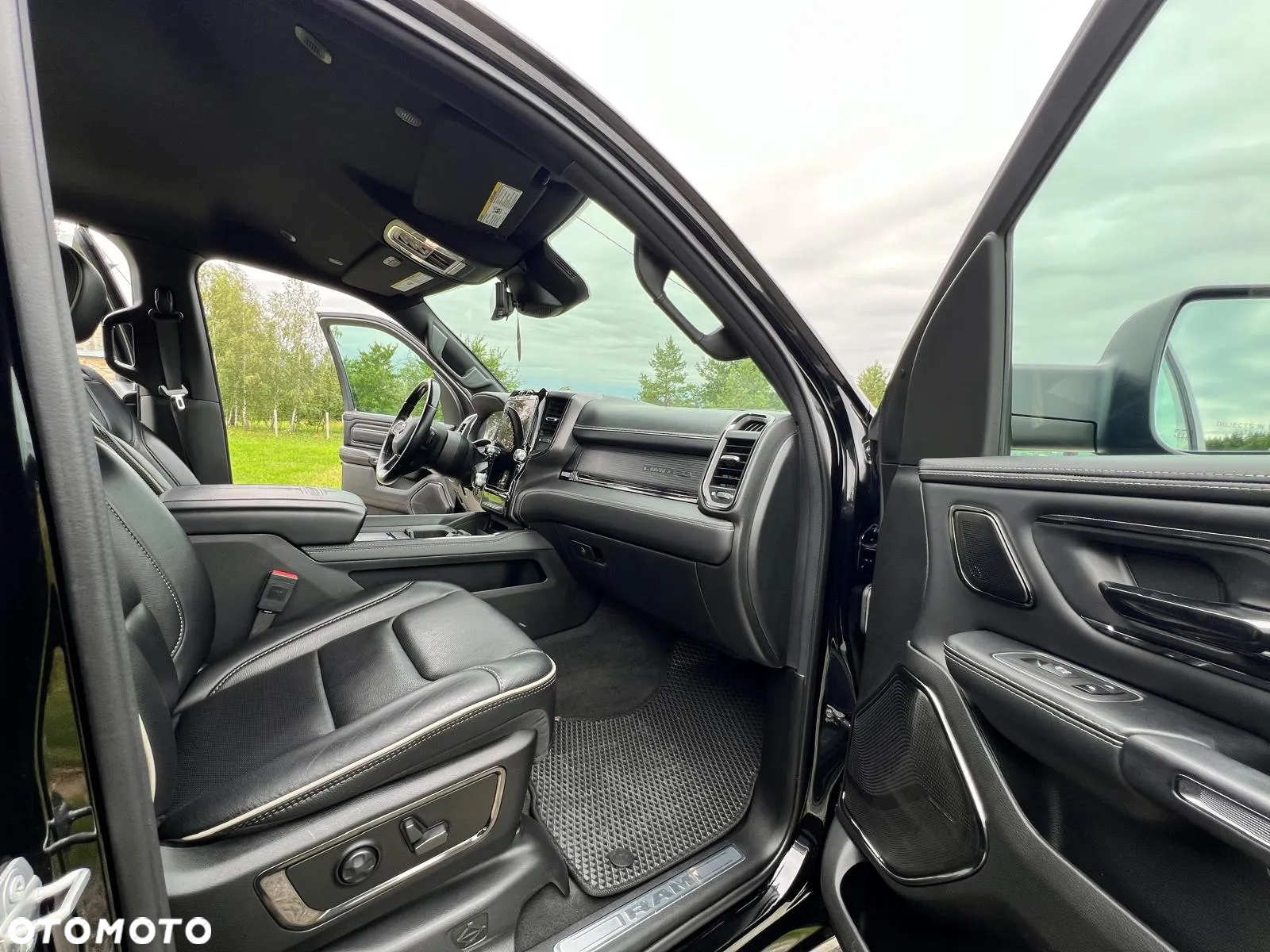 RAM 1500 Crew Cab Limited - 26
