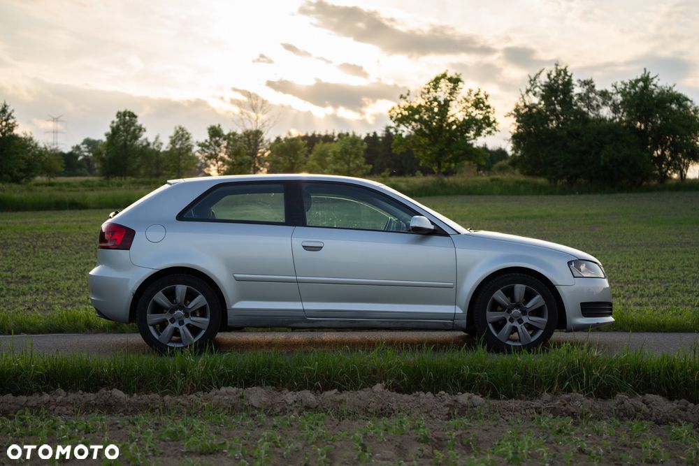 Audi A3 3-drzwiowe 1.2 TFSI Ambiente - 4