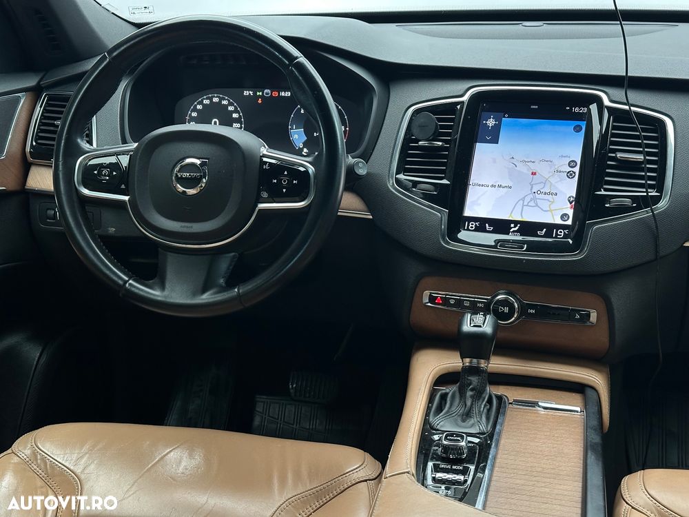 Volvo XC 90 D5 AWD Geartronic Inscription - 7