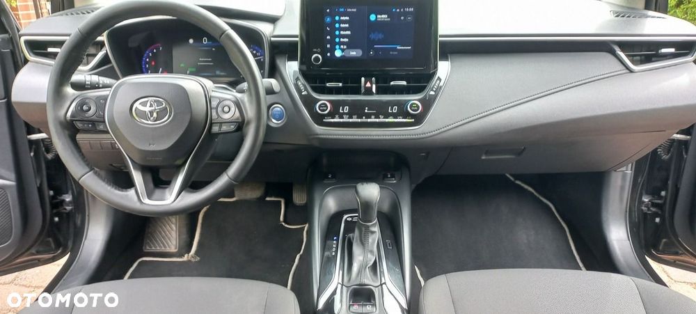 Toyota Corolla 1.8 Hybrid Comfort - 39