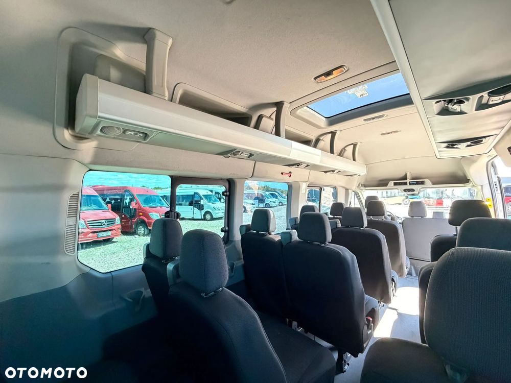 Ford Transit - 18