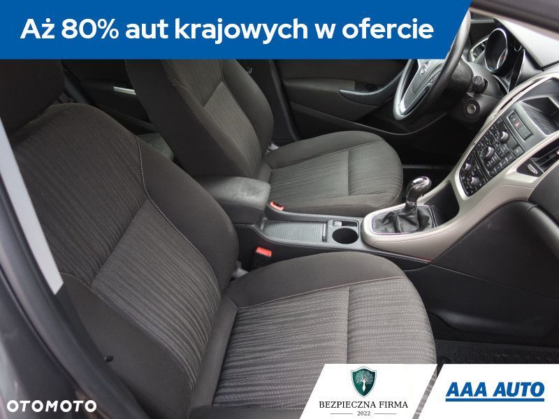 Opel Astra - 11