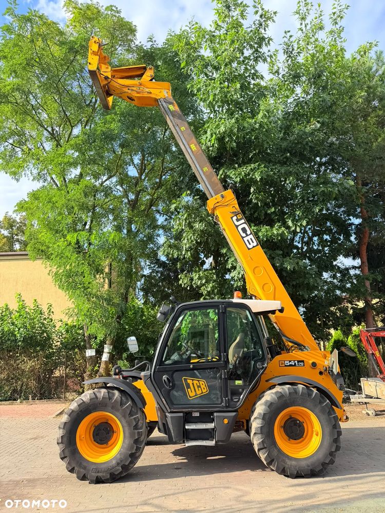JCB 541-70 AGRI SUPER - 15