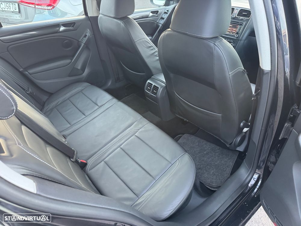 VW Golf 2.0 TDi Confortline - 39